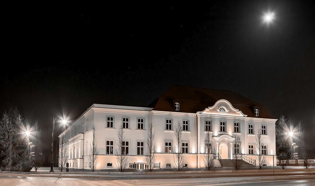 مبيت وإفطار سفارجاونج Palazzo Adler المظهر الخارجي الصورة