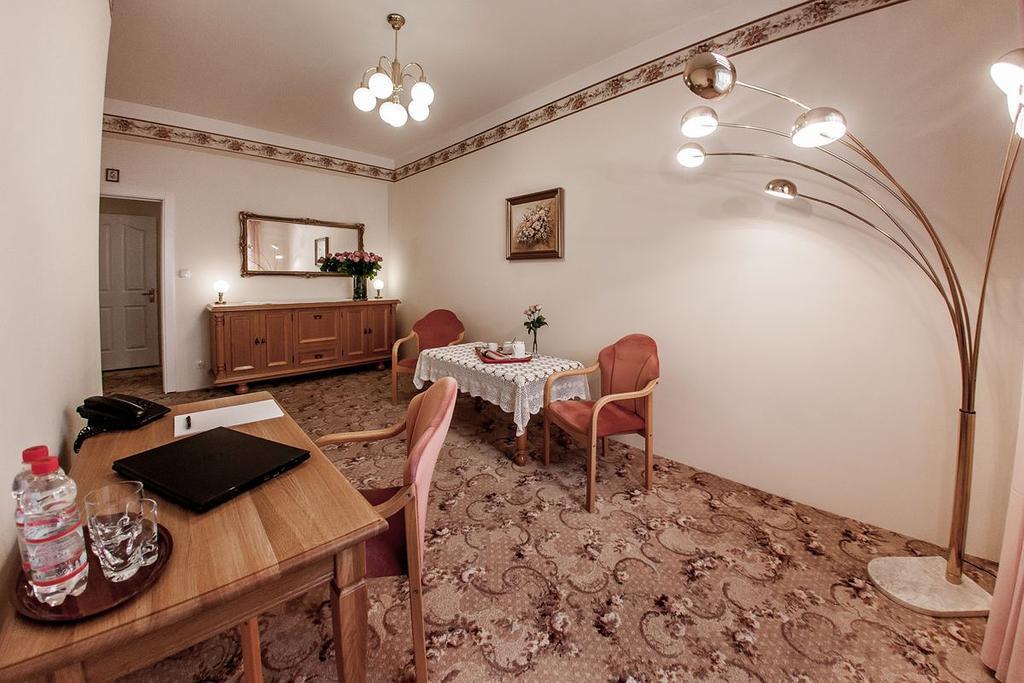 مبيت وإفطار سفارجاونج Palazzo Adler المظهر الخارجي الصورة