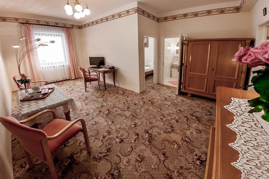 مبيت وإفطار سفارجاونج Palazzo Adler المظهر الخارجي الصورة
